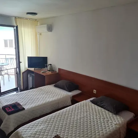Guest house алми Almi 4*