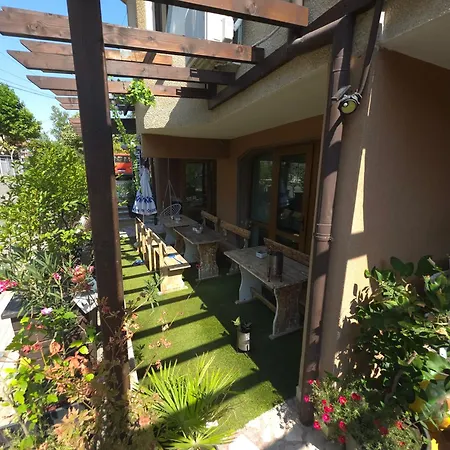 Guest house алми Almi Sveti Vlas